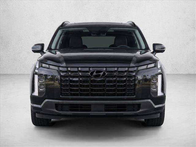 Used 2025 Hyundai Palisade XRT FWD image 2