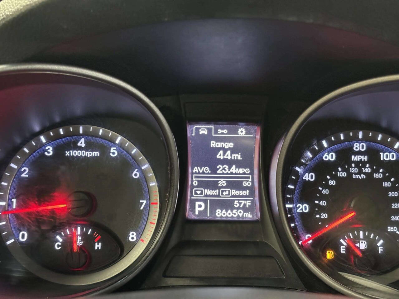 Used 2016 Hyundai Santa Fe Sport AWD/4WD image 29