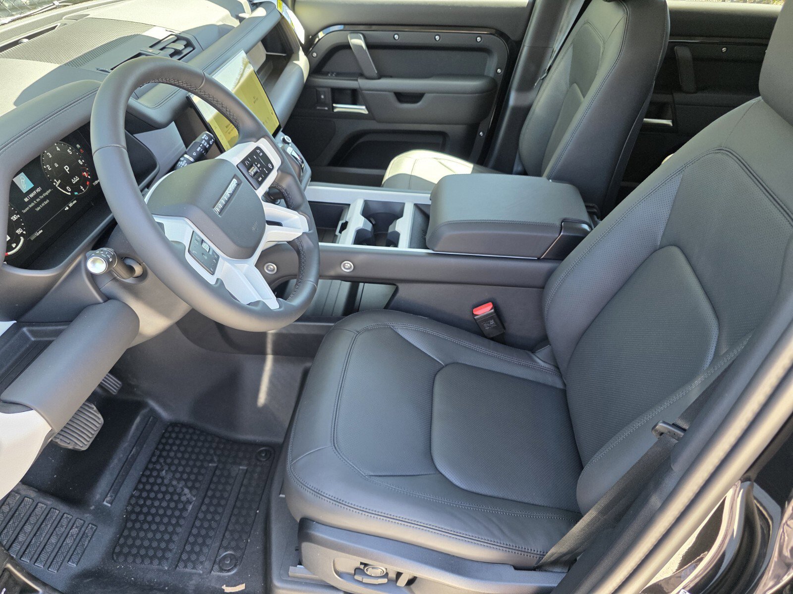 New 2026 Land Rover Defender 110 S AWD/4WD image 10