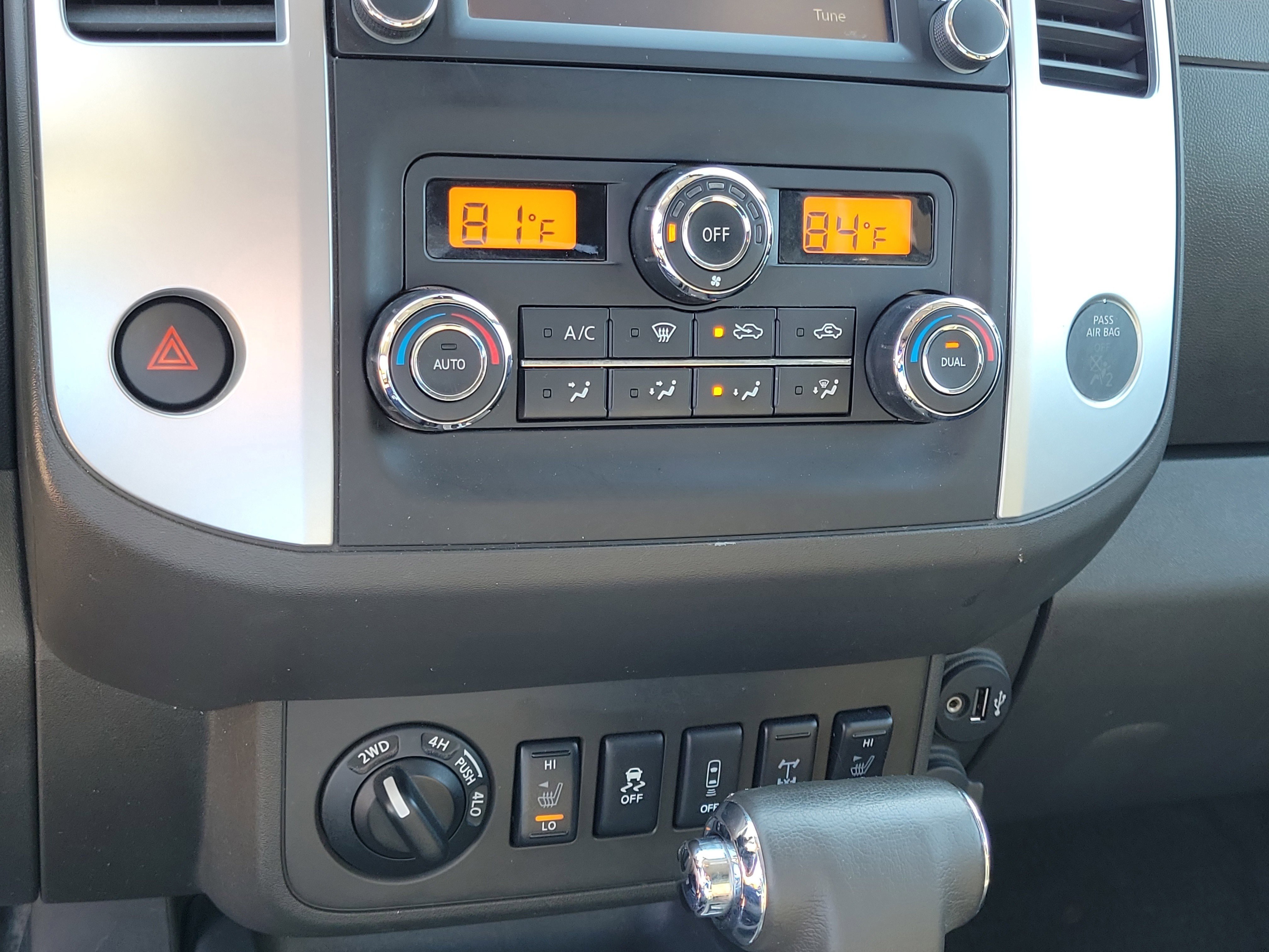Used 2018 Nissan Frontier PRO-4X image 26