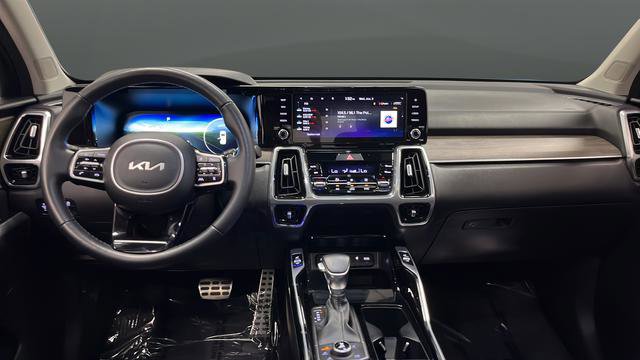 Used 2023 Kia Sorento SX Prestige AWD/4WD image 11