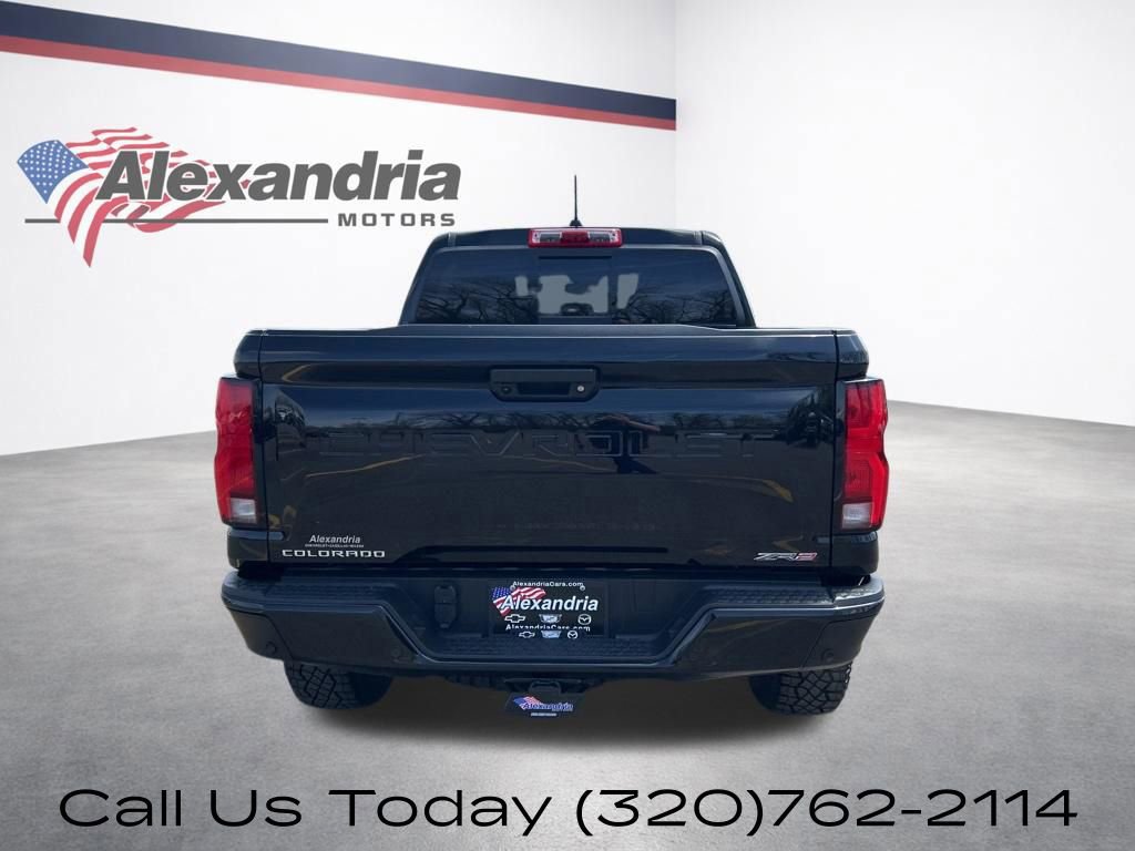 Certified 2025 Chevrolet Colorado ZR2 w/ Technology Package AWD/4WD image 7