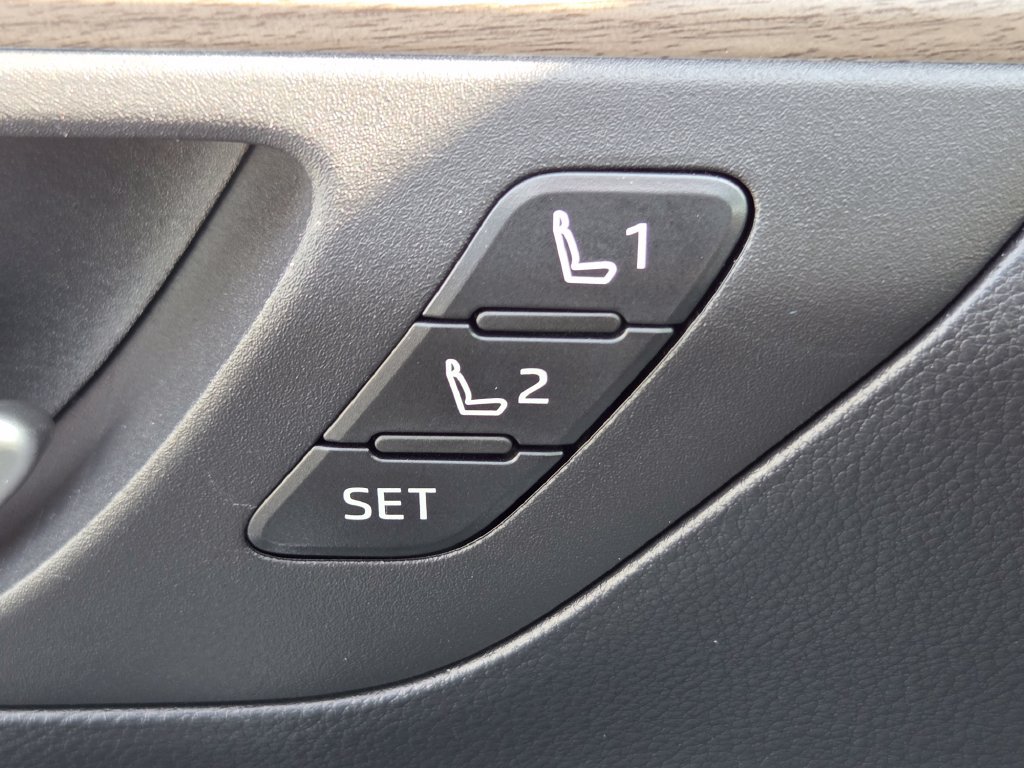 Used 2026 Toyota Grand Highlander AWD image 18