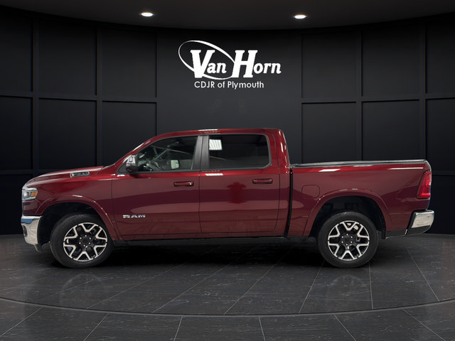 Used 2025 RAM 1500 Laramie AWD/4WD image 4