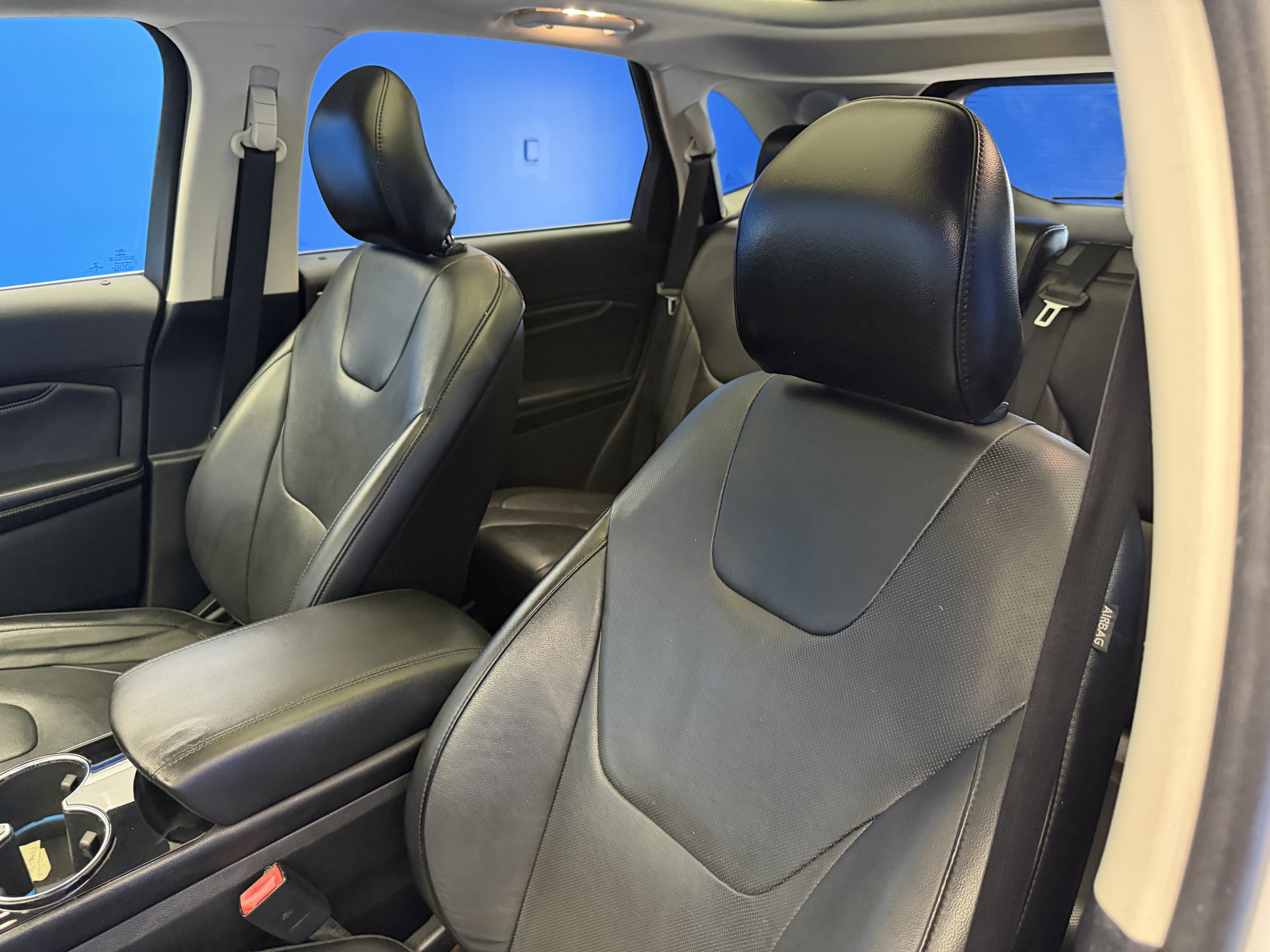 Used 2015 Ford Edge Titanium w/ Equipment Group 301A AWD/4WD image 12