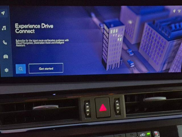Used 2023 Lexus ES 300h Ultra Luxury w/ Accessory Package (Z1) FWD image 13