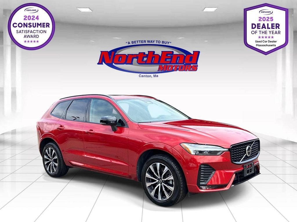Used 2023 Volvo XC60 B5 Plus AWD/4WD image 1