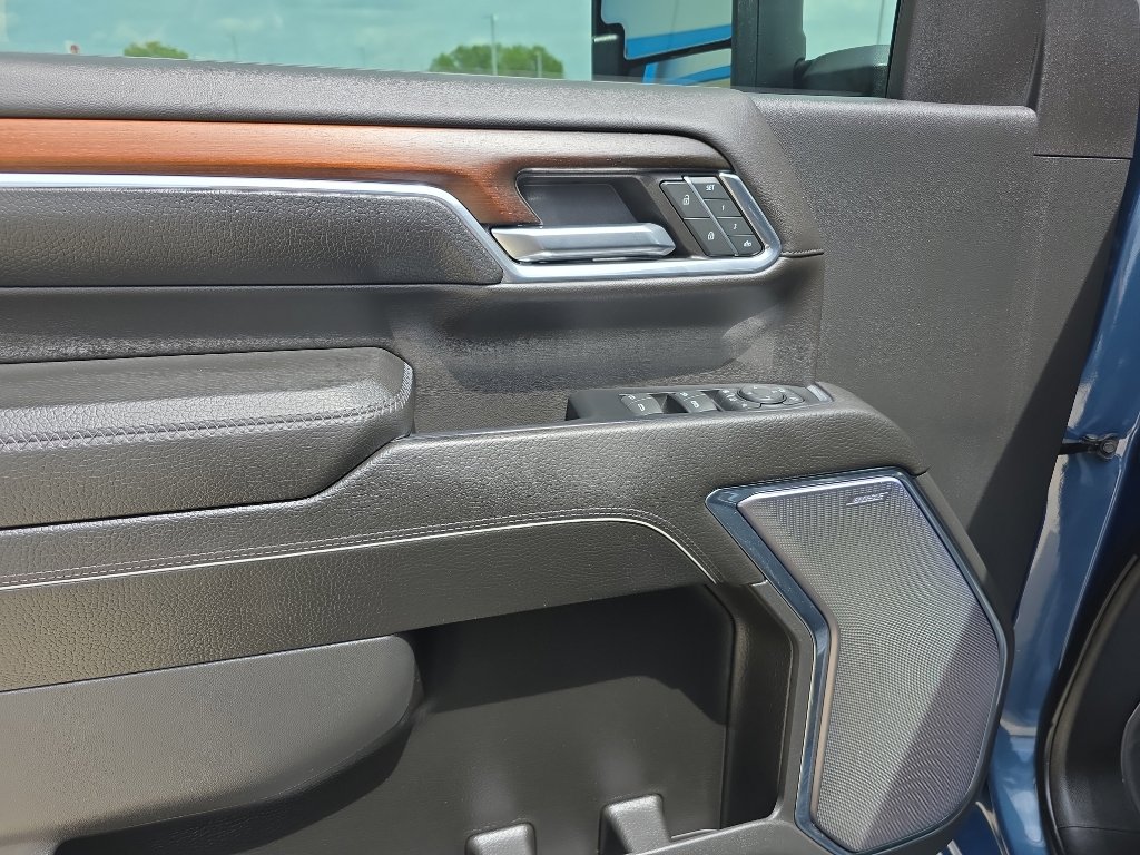 Certified 2024 GMC Sierra 2500 Denali w/ Denali Reserve Package AWD/4WD image 16