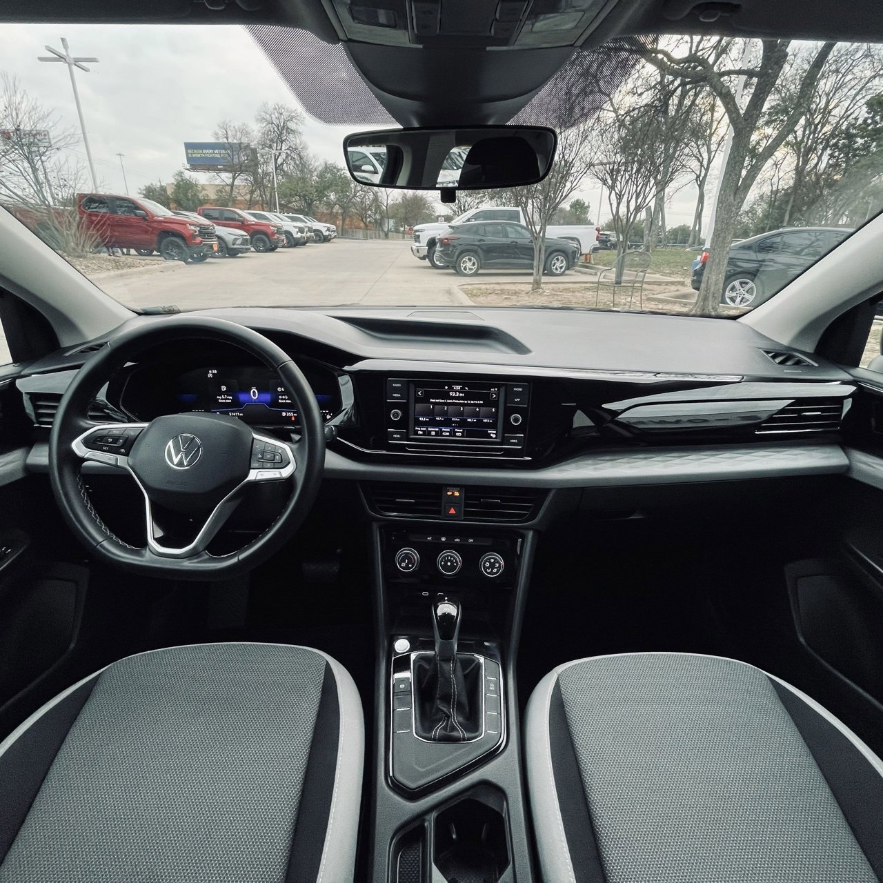 Used 2024 Volkswagen Taos S image 8