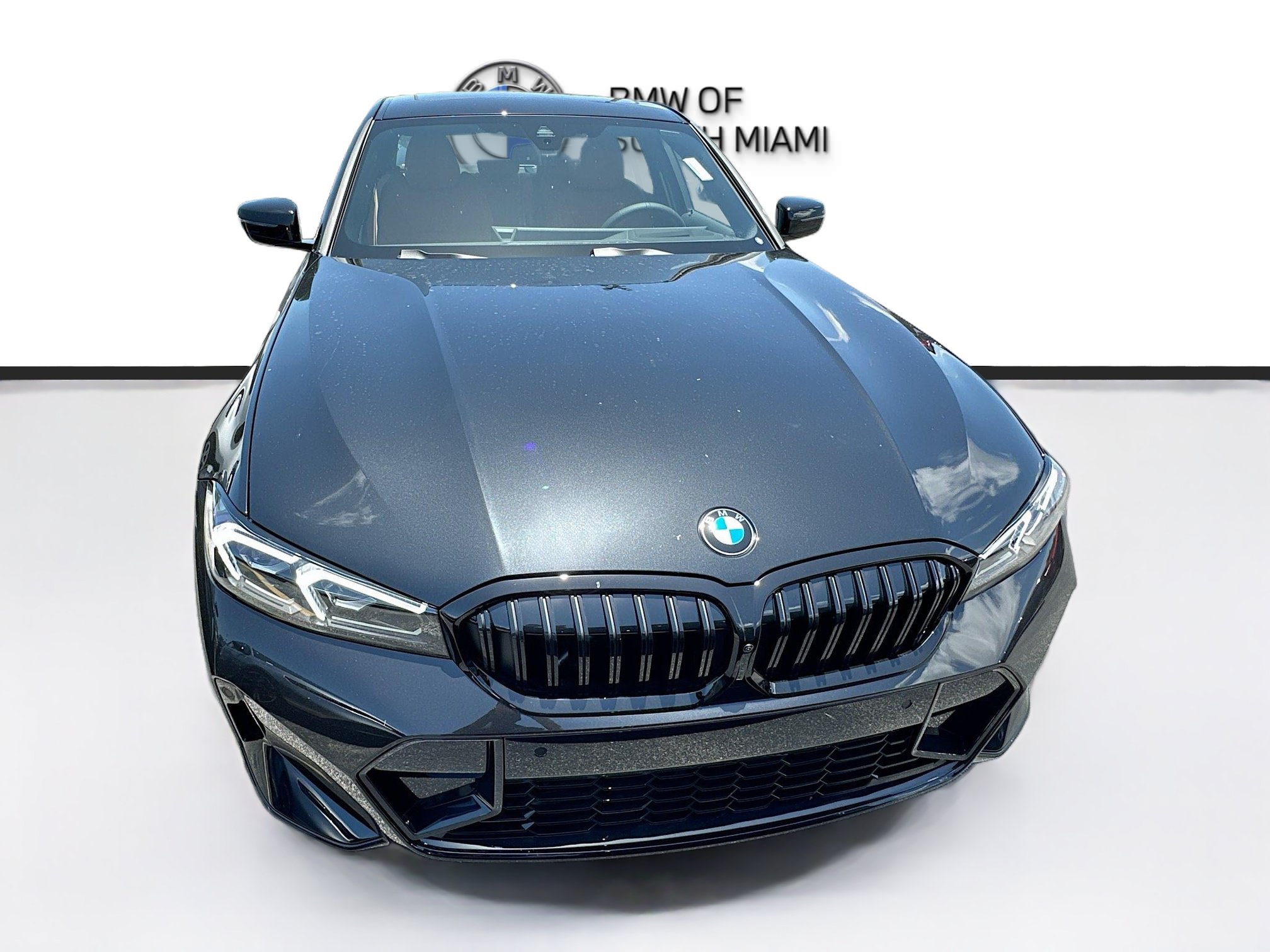 New 2026 BMW 330i xDrive Sedan w/ M Sport Package AWD/4WD image 2