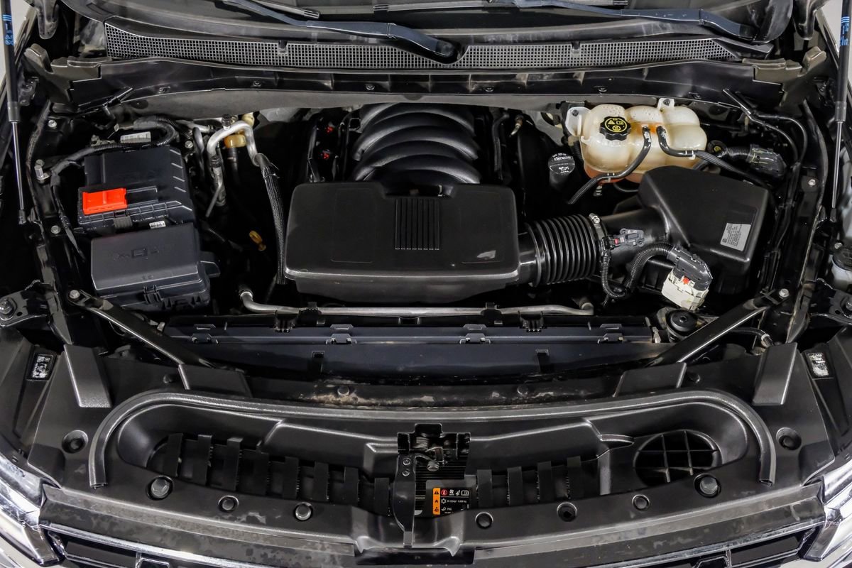 Used 2021 Chevrolet Suburban Z71 w/ Z71 Off-Road Package AWD/4WD image 48