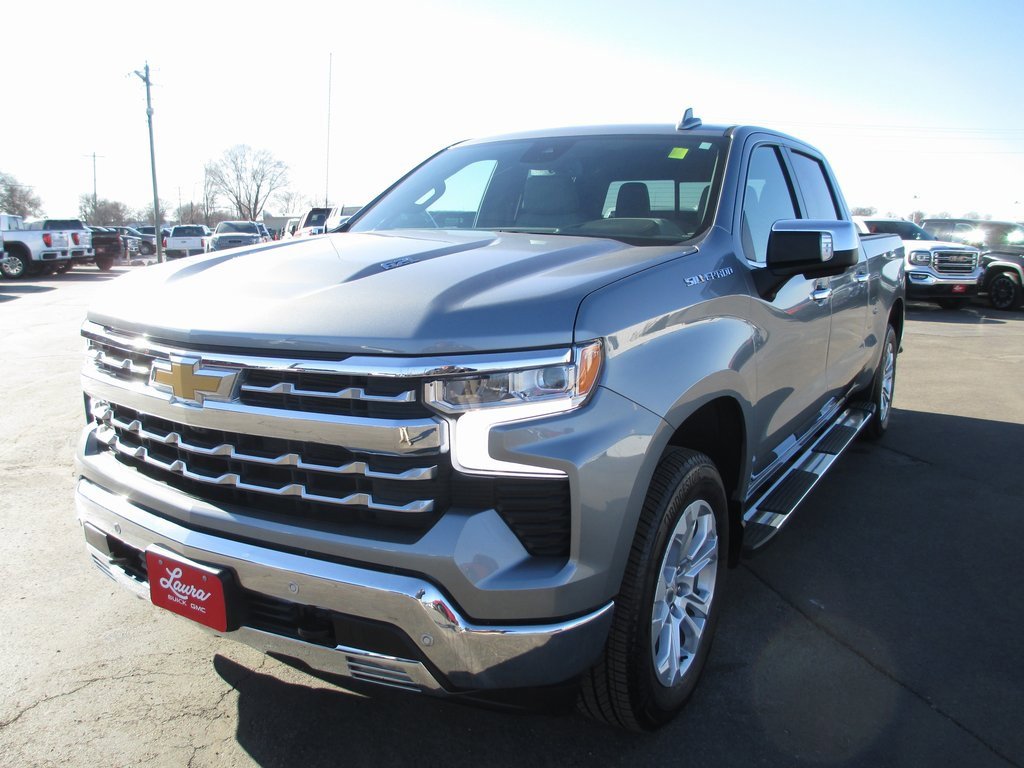 Used 2023 Chevrolet Silverado 1500 LTZ w/ LTZ Convenience Package II image 10