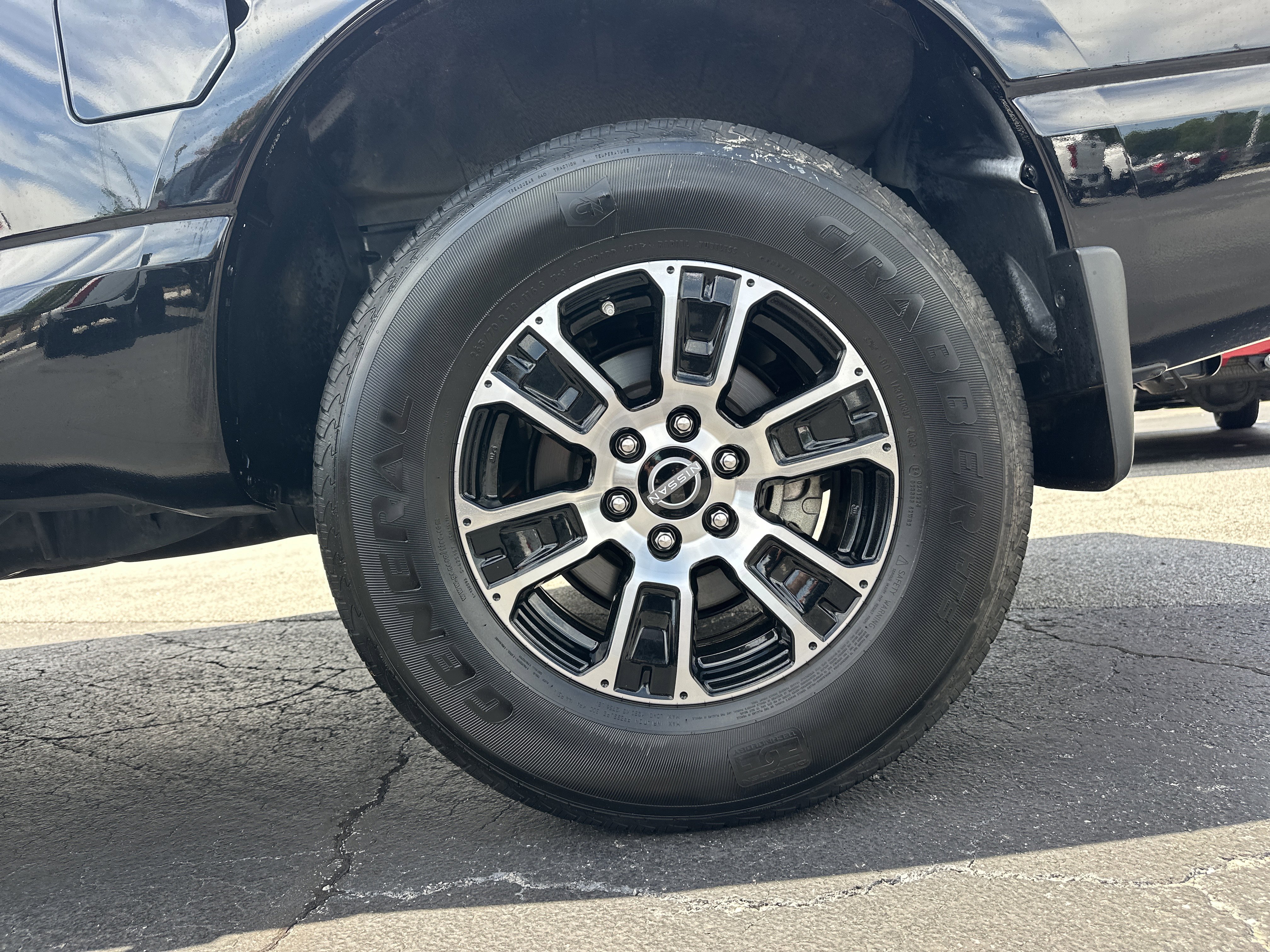 Used 2024 Nissan Titan SV w/ Accessory Utility Package AWD/4WD image 19