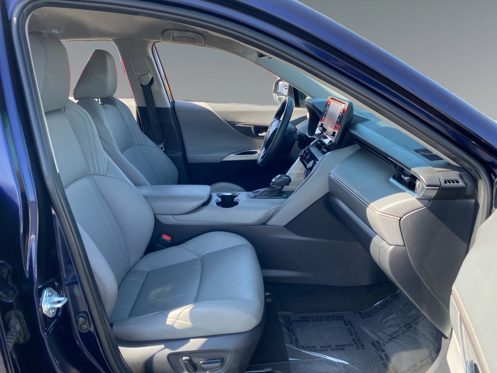 Used 2021 Toyota Venza XLE w/ Softex Package AWD/4WD image 15