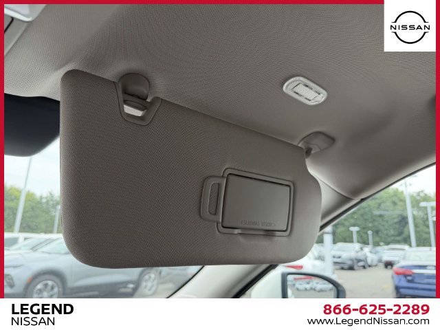 Certified 2024 Nissan Pathfinder Platinum w/ Cargo Package AWD/4WD image 33