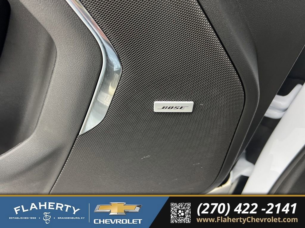 New 2026 Chevrolet Suburban Premier image 23