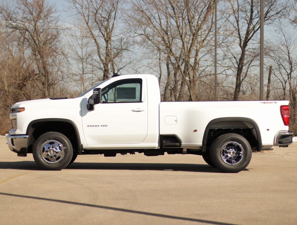 New 2026 Chevrolet Silverado 3500 LT image 4