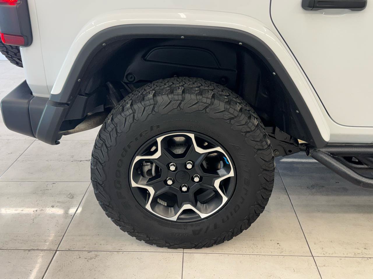 Used 2023 Jeep Wrangler Unlimited Rubicon 4xe w/ Cold Weather Group AWD/4WD image 42