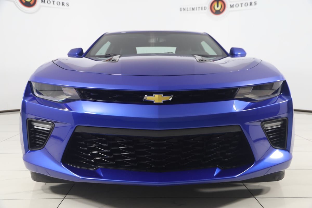 Used 2018 Chevrolet Camaro SS RWD image 67