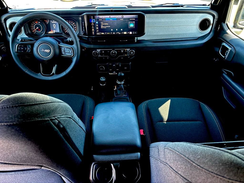Used 2025 Jeep Wrangler Sport S image 22