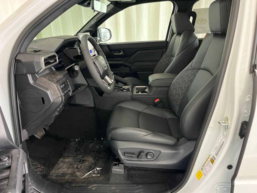 New 2026 Toyota Tacoma Limited AWD/4WD image 4
