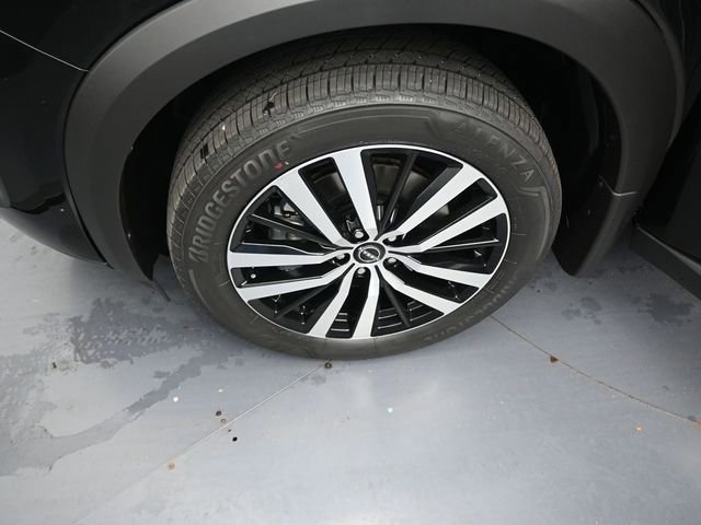 Used 2025 Nissan Pathfinder Platinum AWD/4WD image 43
