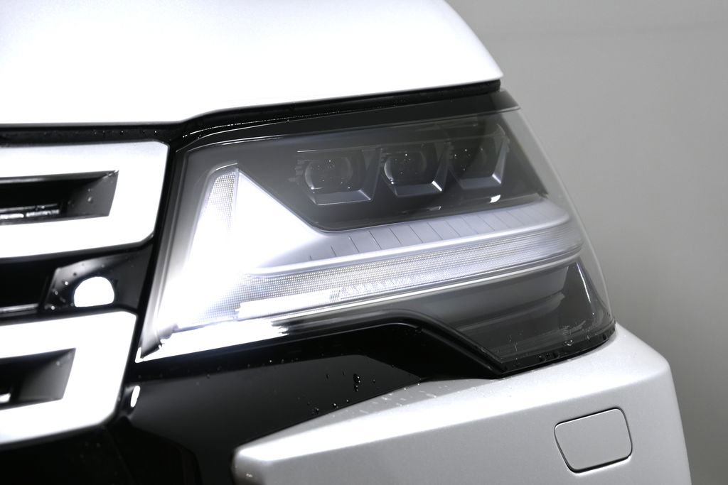 New 2026 Lexus LX 600 4WD w/ Accessory Package (2T) image 11