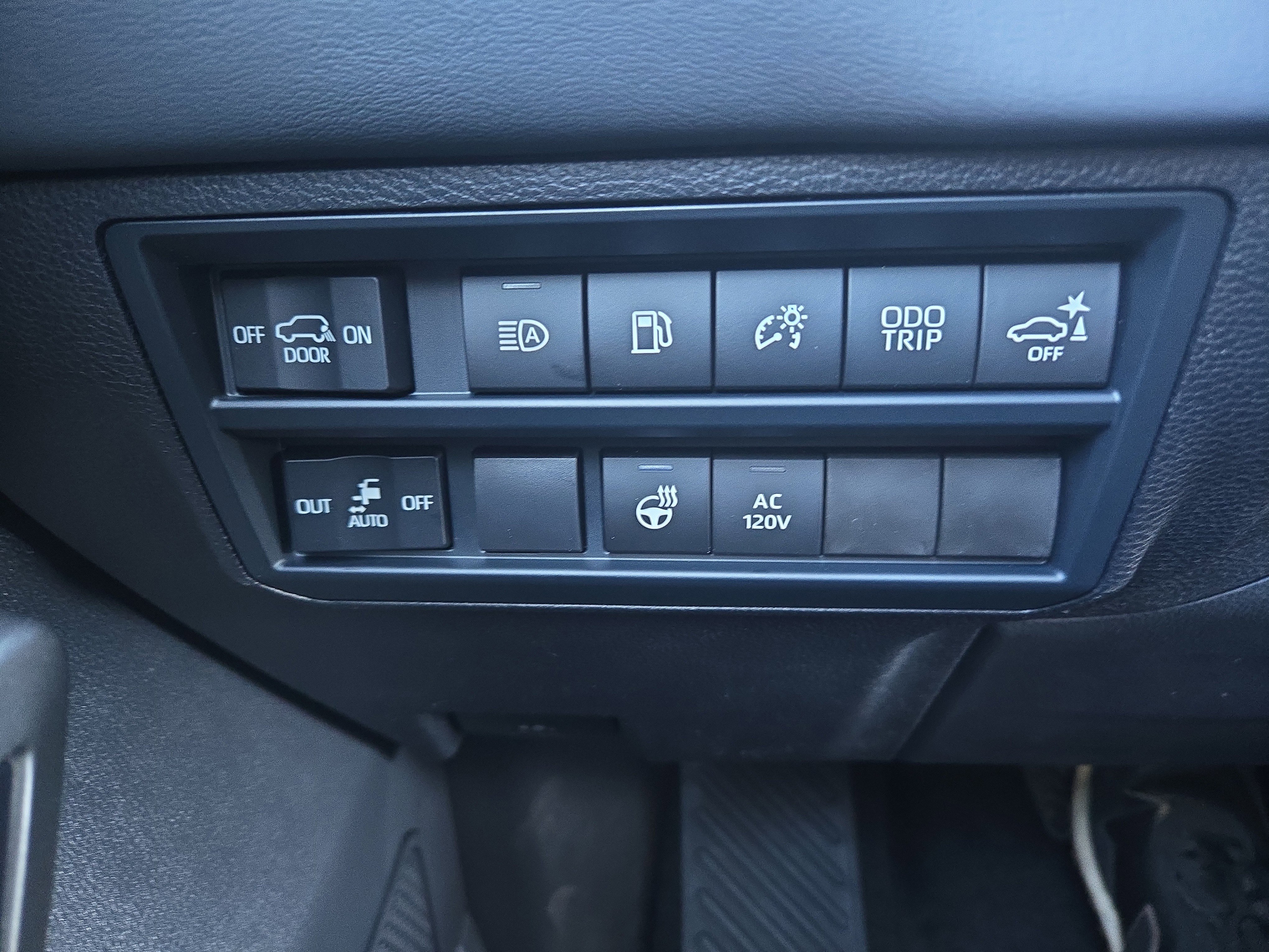 New 2026 Toyota Sequoia Platinum image 21