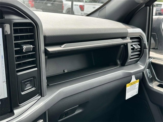 New 2025 Ford F150 XLT w/ Equipment Group 302A MID image 33