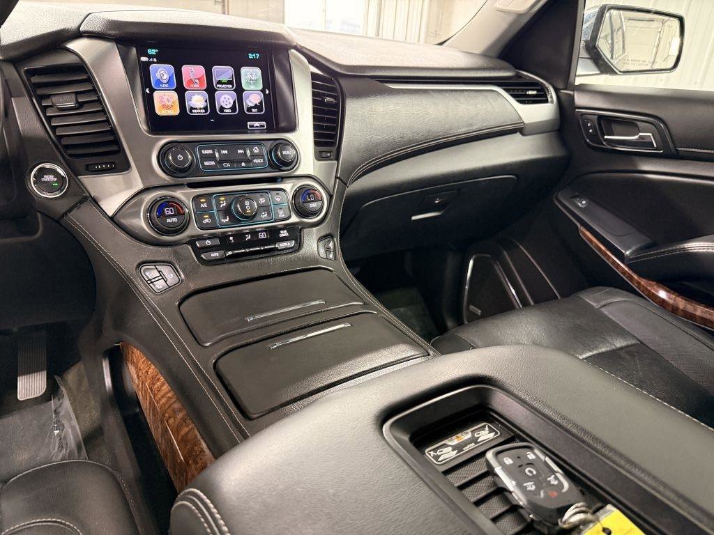 Used 2017 Chevrolet Suburban Premier image 23