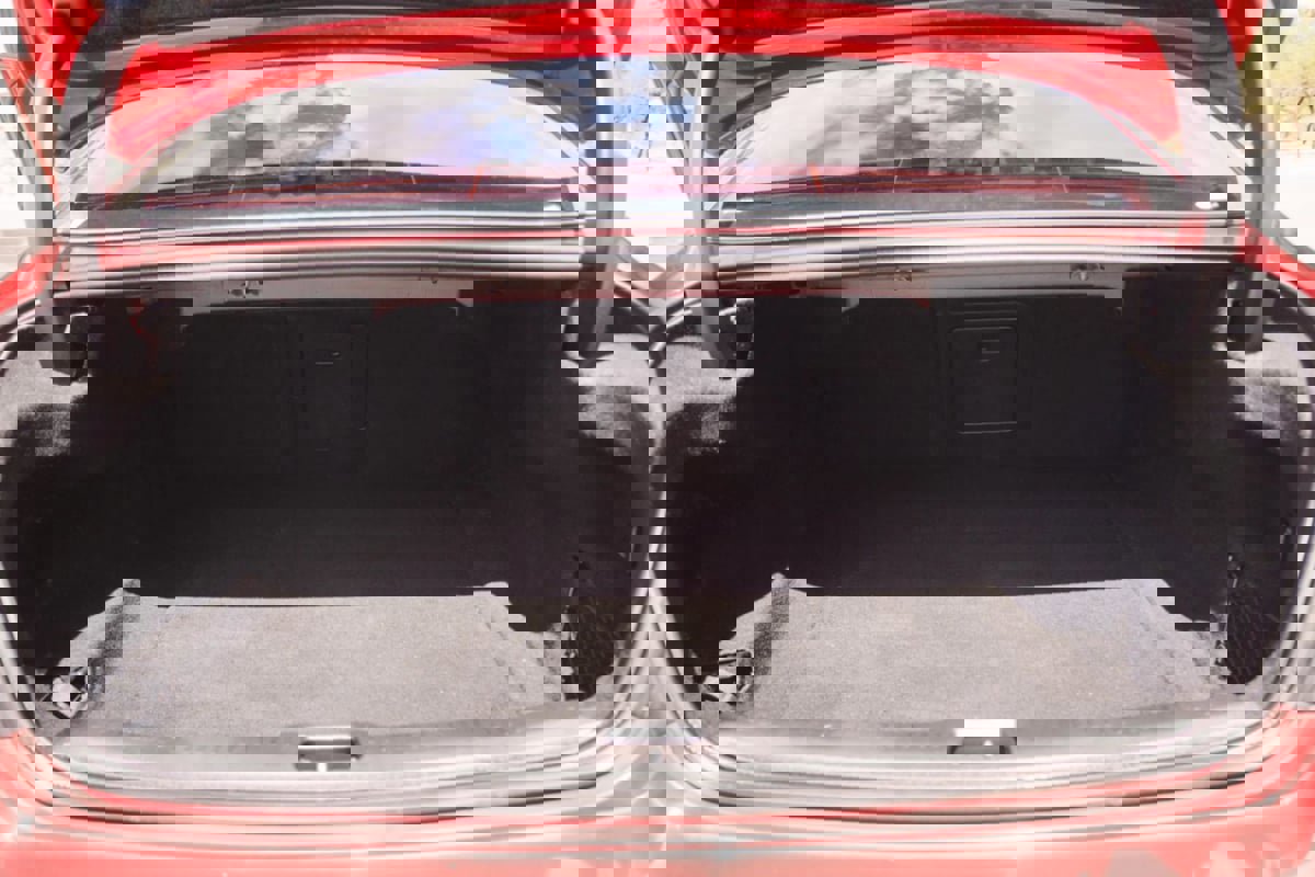 Used 2020 Volvo S60 T6 Momentum image 40