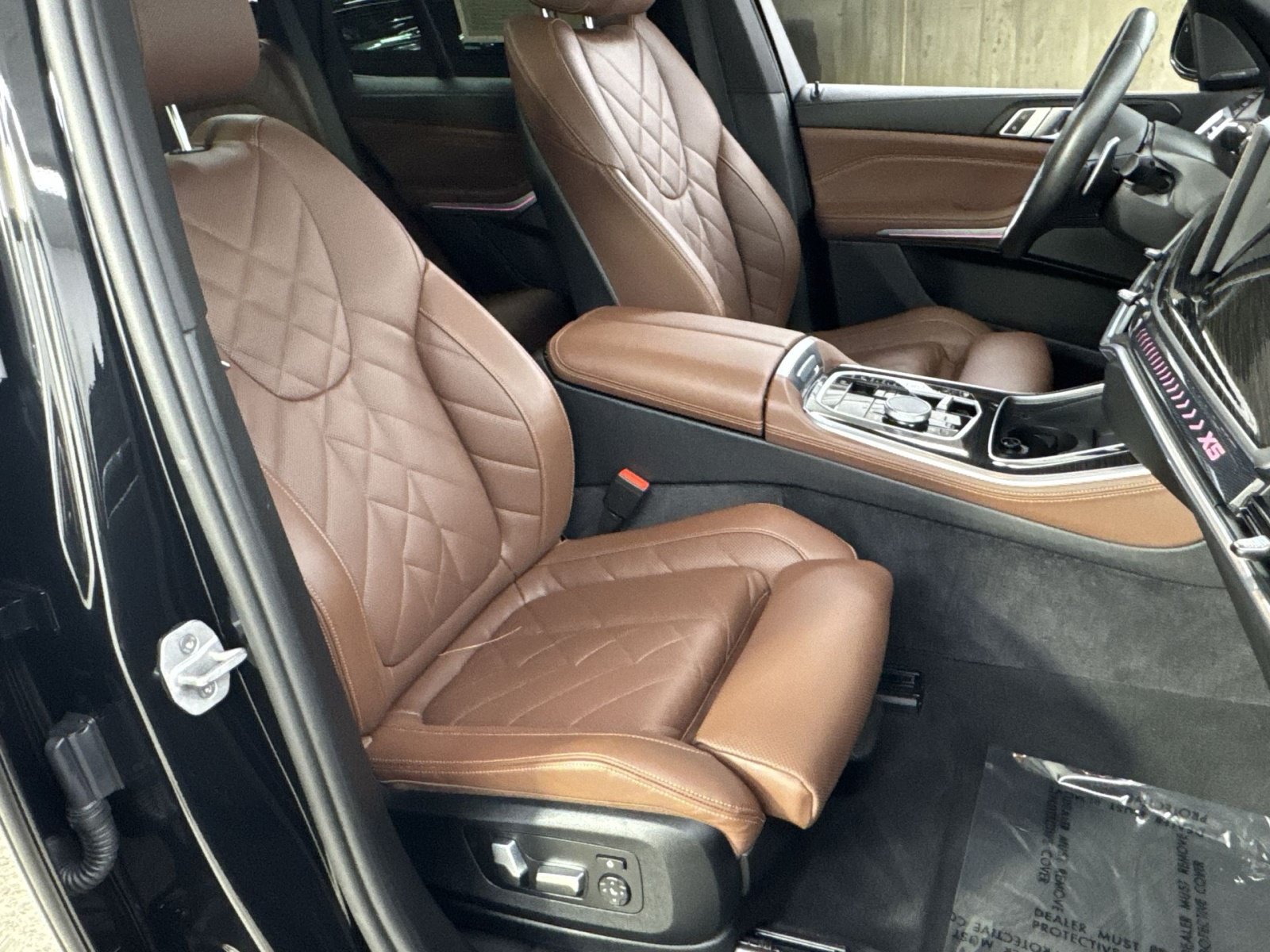 Used 2024 BMW X5 xDrive40i w/ M Sport Package AWD/4WD image 40