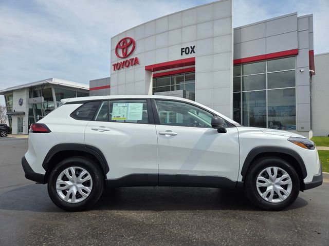 Used 2026 Toyota Corolla Cross L AWD/4WD image 8