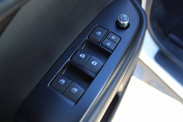 Used 2018 Toyota Highlander SE image 9