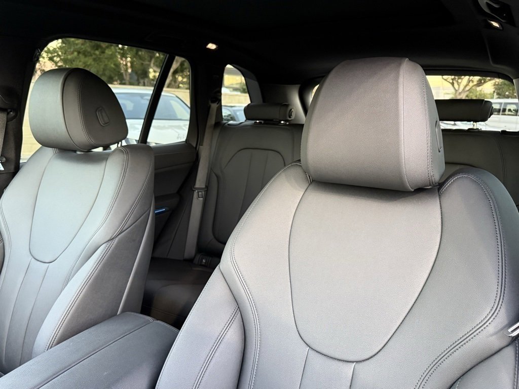 Certified 2022 BMW X5 xDrive45e w/ Climate Comfort Package image 21