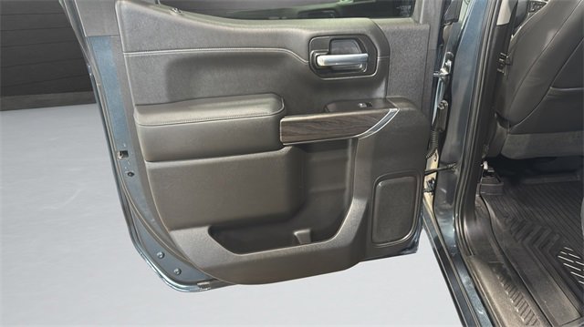 Used 2020 Chevrolet Silverado 1500 LTZ image 27