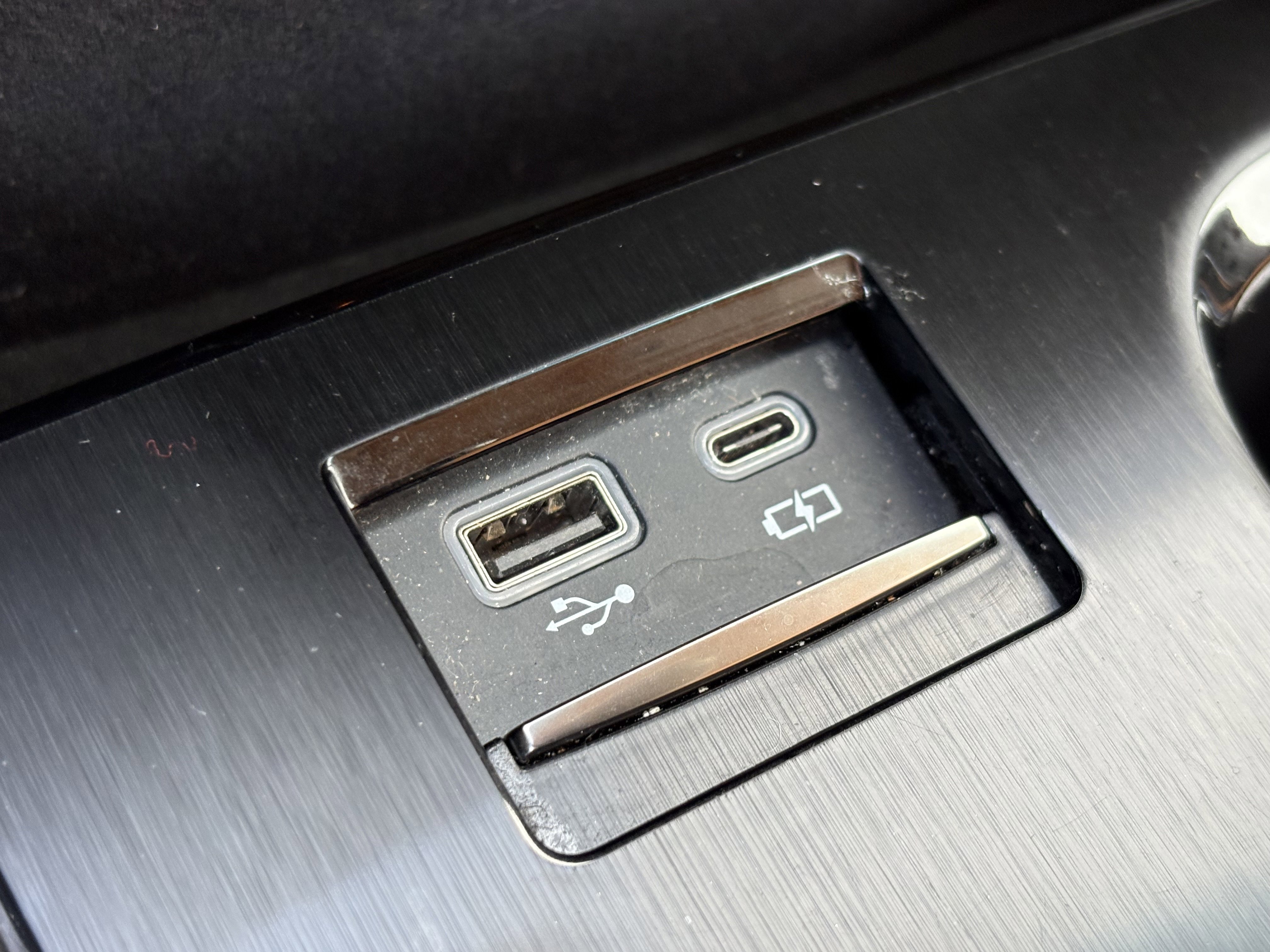 Used 2024 Lexus ES 300h w/ Premium Package image 25