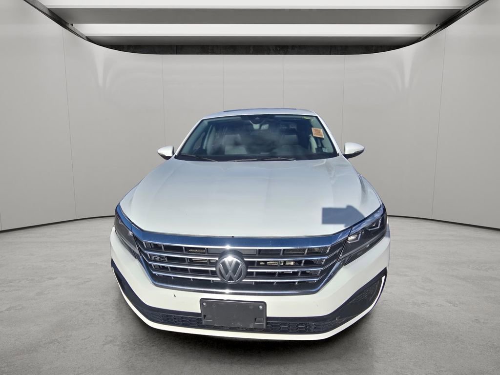 Used 2020 Volkswagen Passat 2.0T R-Line FWD image 16