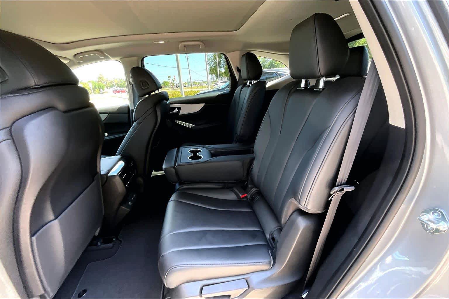 Certified 2025 Acura MDX SH-AWD image 21
