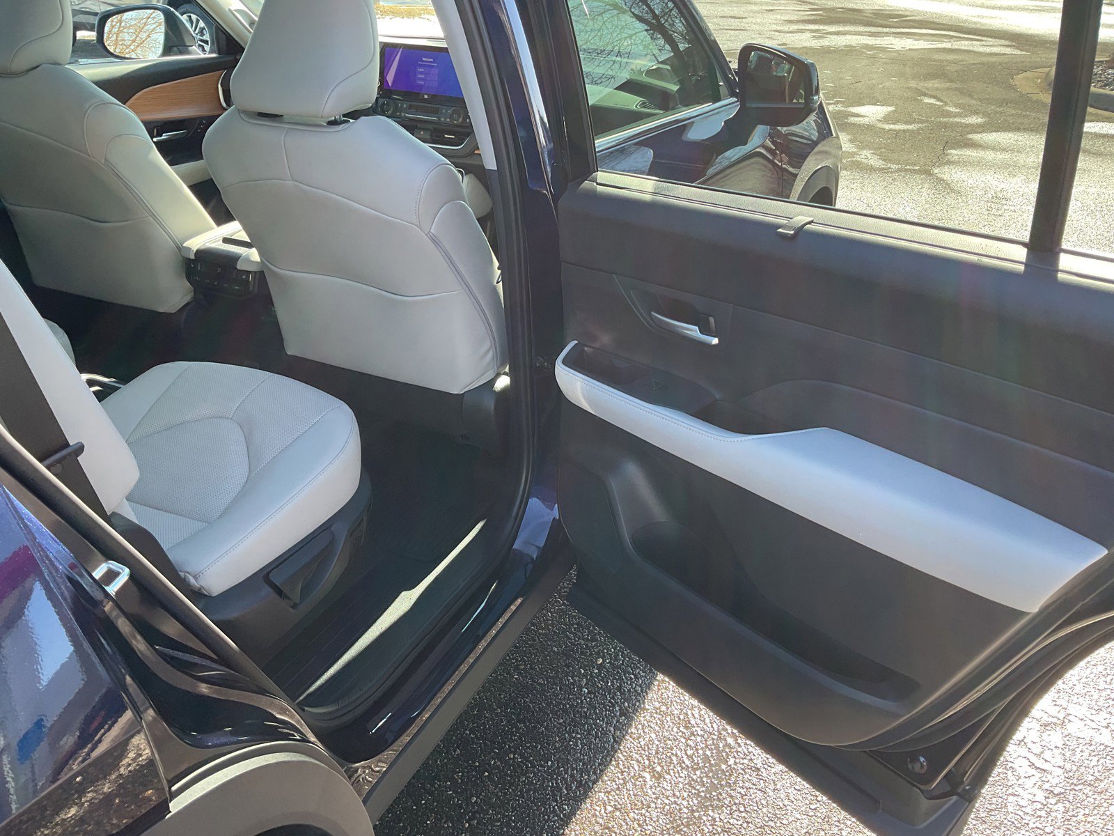 Used 2026 Toyota Grand Highlander Limited image 26