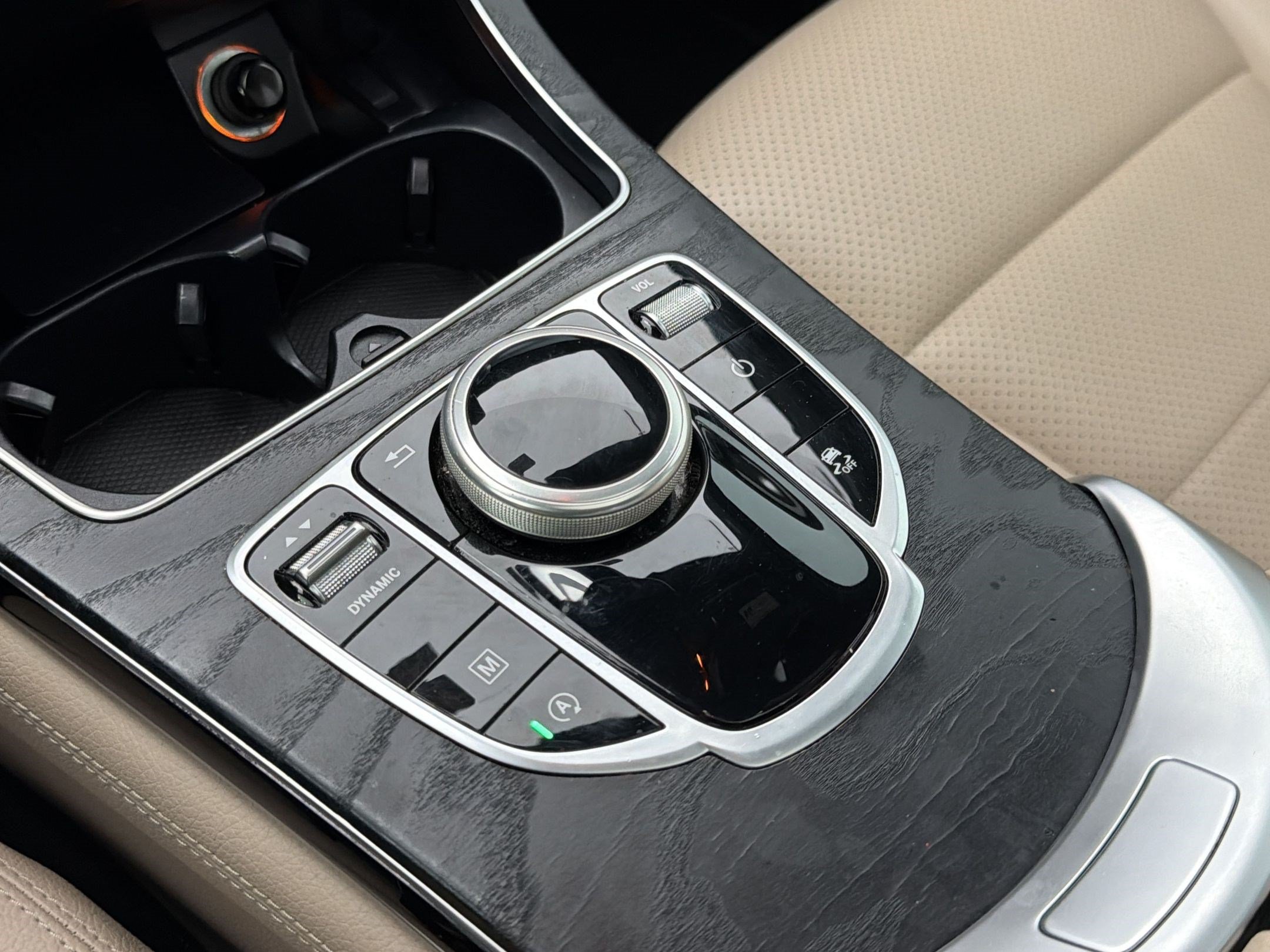 Used 2018 Mercedes-Benz GLC 300 4MATIC Coupe image 16