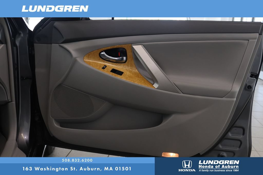 Used 2007 Toyota Camry XLE FWD image 15