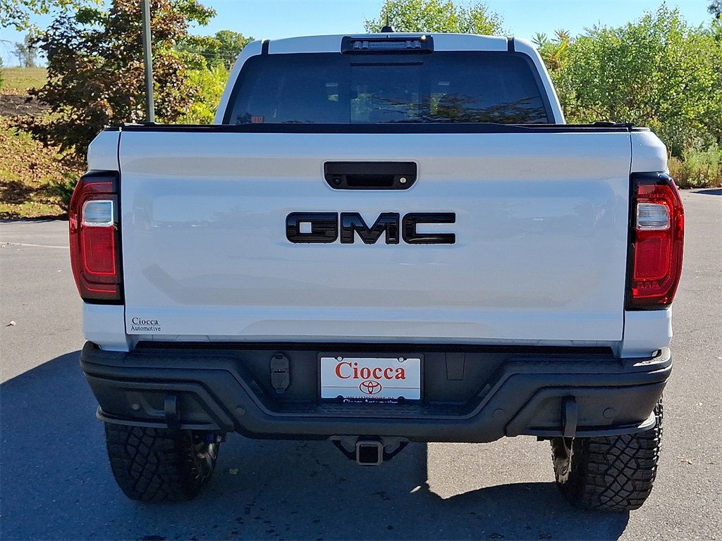 Used 2024 GMC Canyon AT4X w/ AT4X AEV Edition image 8