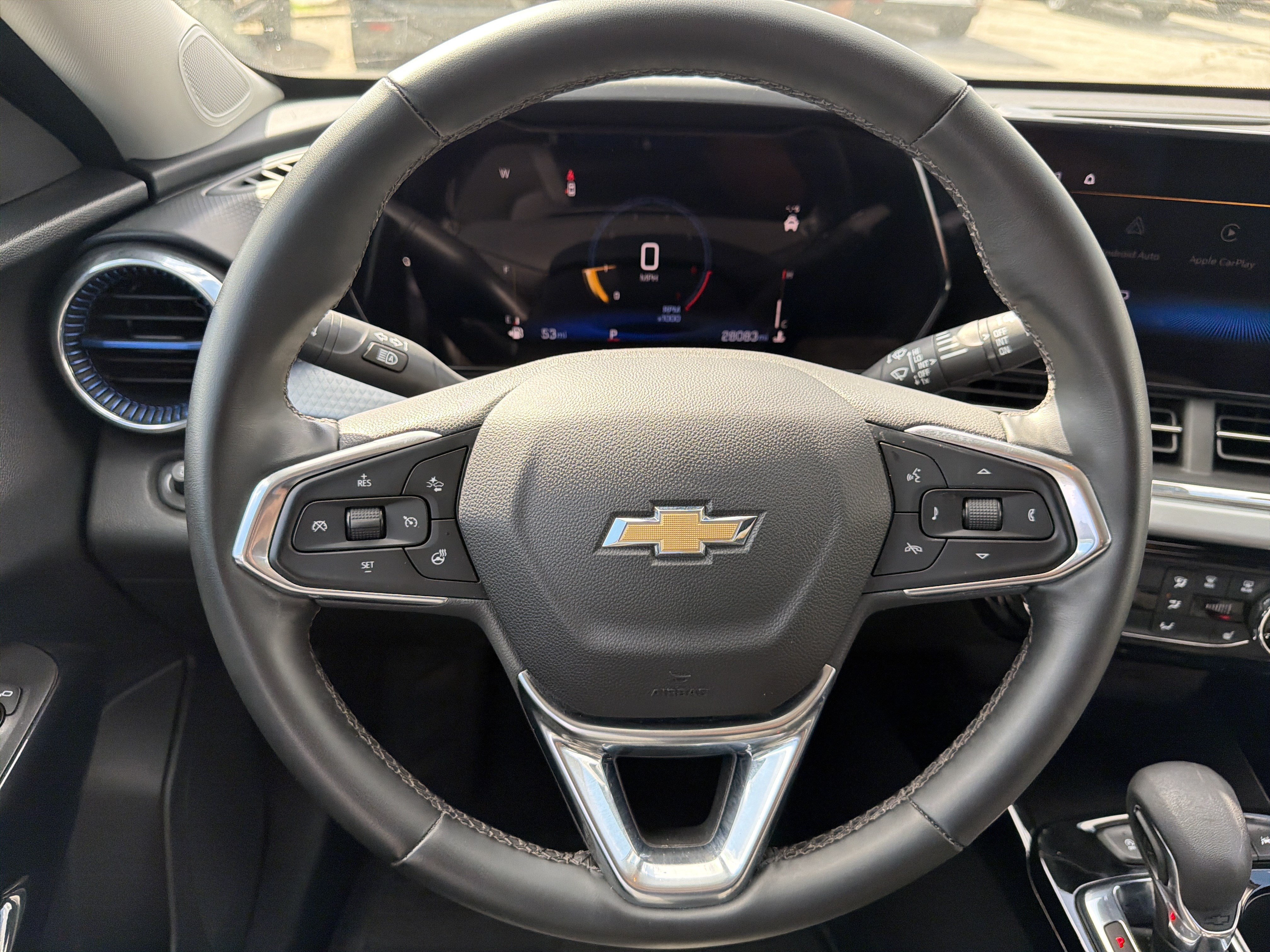 Used 2025 Chevrolet Trax LT w/ Driver Confidence Package FWD image 11