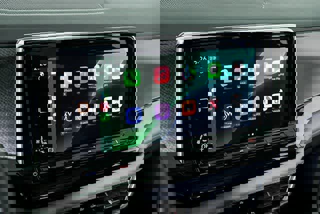 Certified 2025 Volkswagen Atlas Peak Edition SE image 11