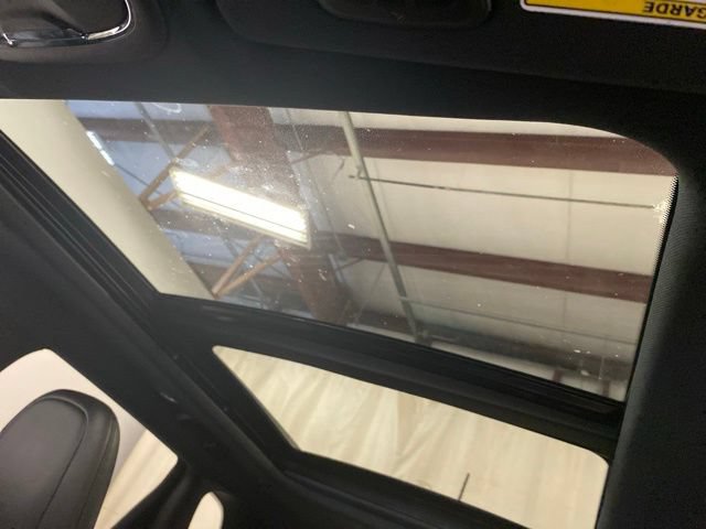 Used 2021 Jeep Cherokee High Altitude AWD/4WD image 16