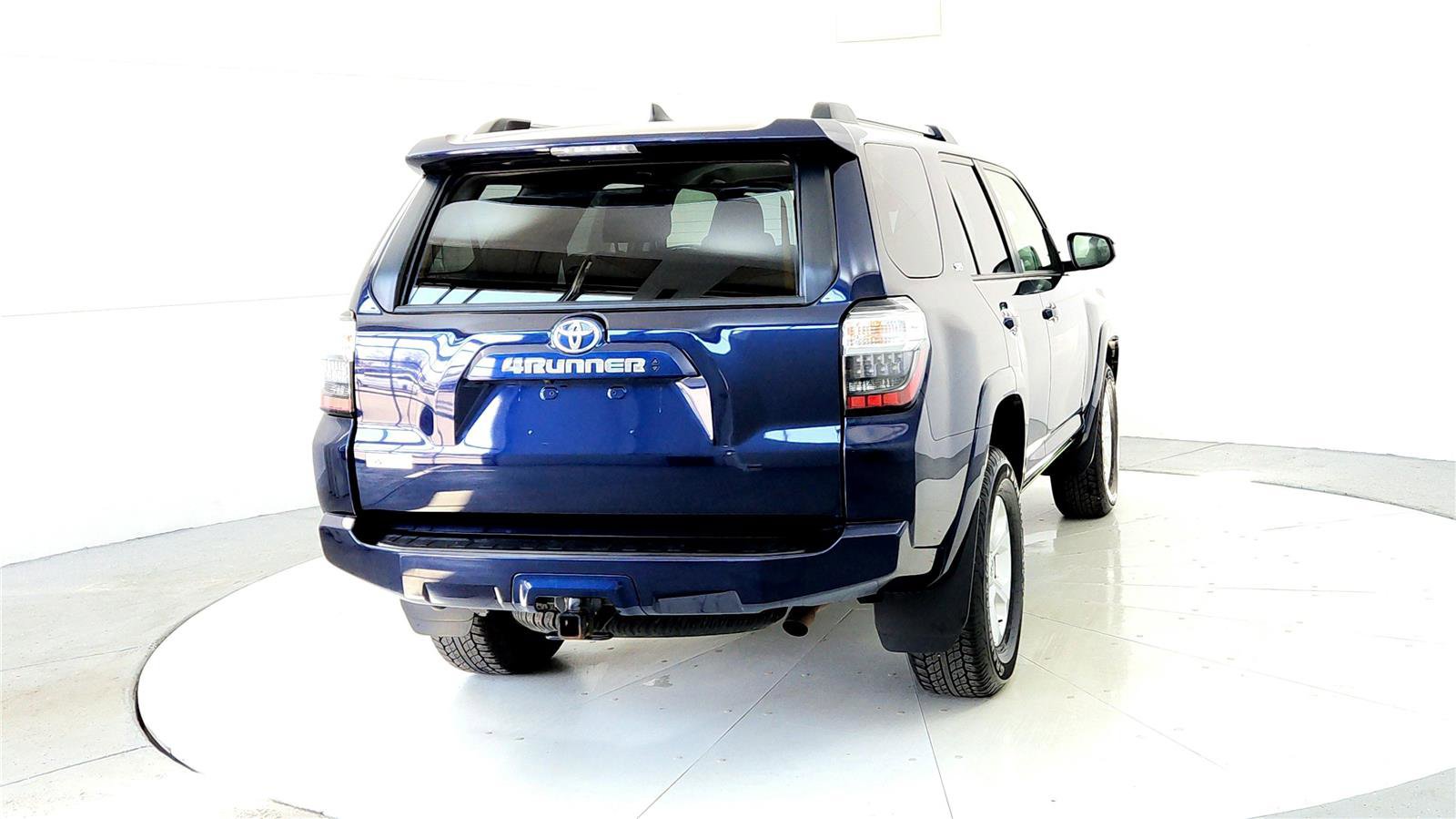 Certified 2024 Toyota 4Runner SR5 image 5