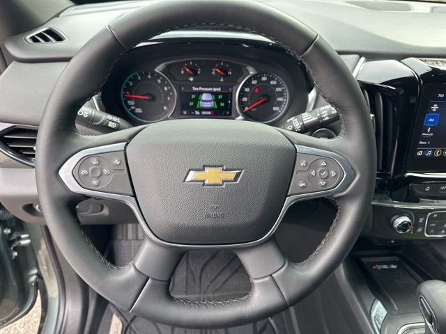 Used 2023 Chevrolet Traverse LT image 16
