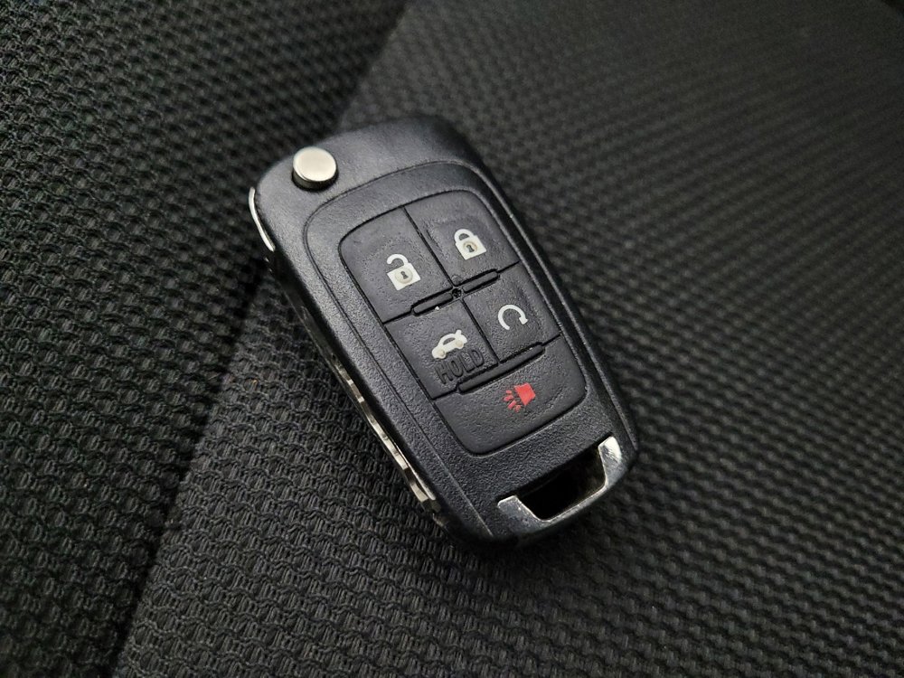 Used 2014 Chevrolet Cruze LT image 32