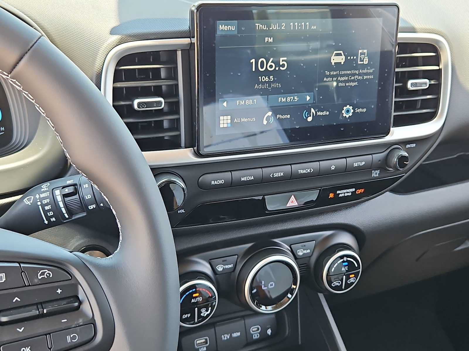 Certified 2026 Hyundai Venue SEL FWD image 27